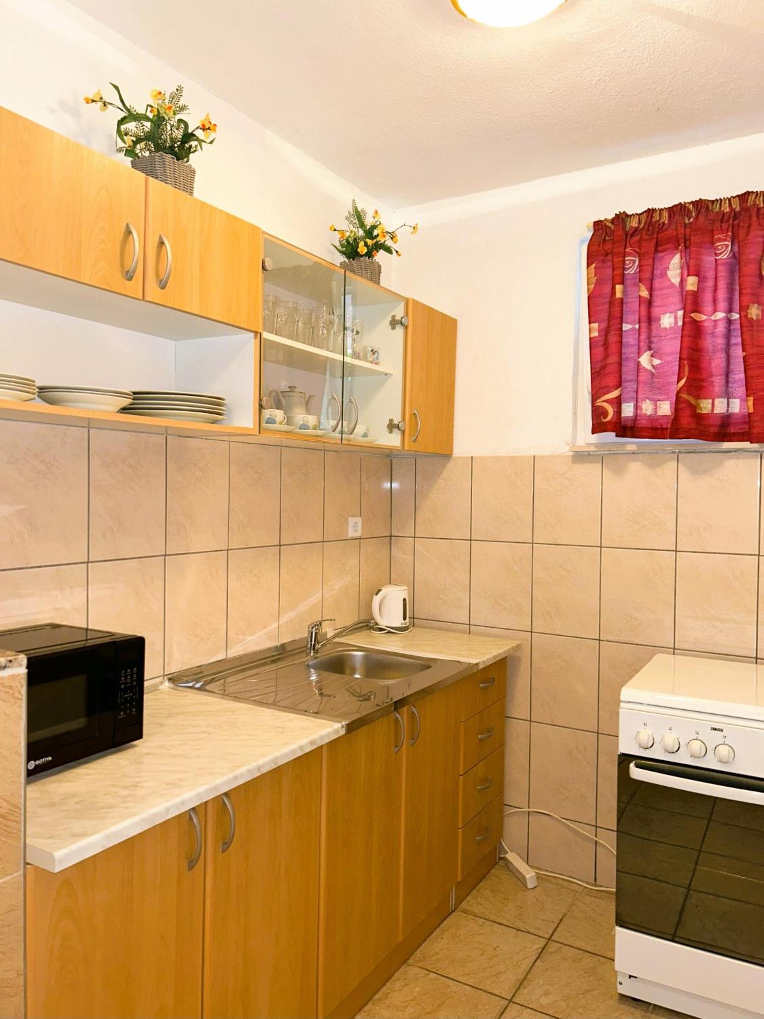 Apartments Valjan Trogir Exterior photo